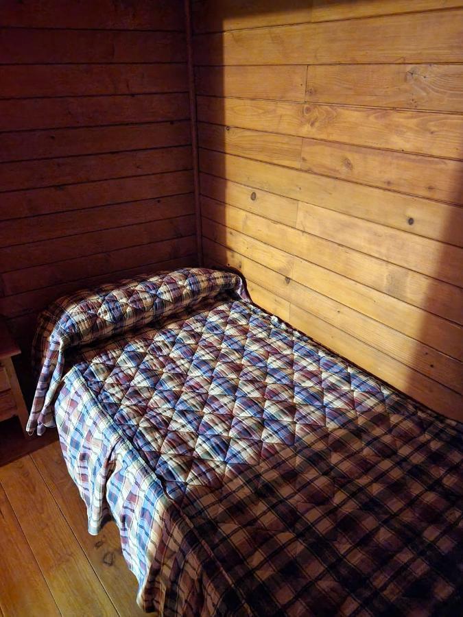 Camping フエンテ・デ・ピエドラ エクステリア 写真